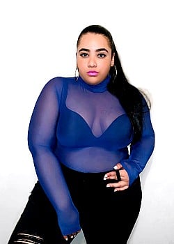 Stefany Brito
